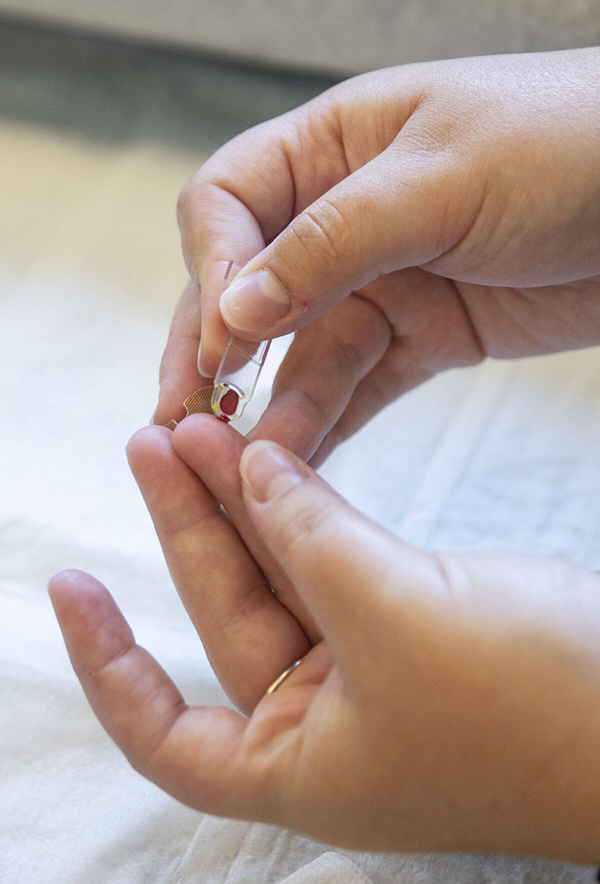 A student uses a test for hemoglobin during class on Wednesday, Aug. 7, 2024 in Everett, Washington. (Olivia Vanni / The Herald)