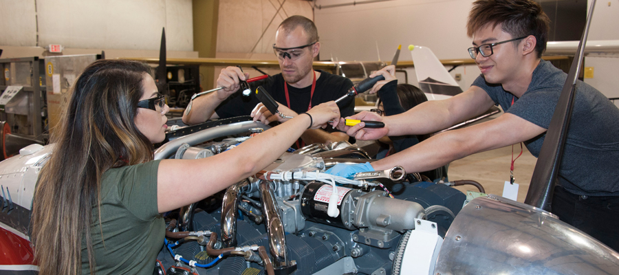 Automotive Schools Auto Mechanic Training