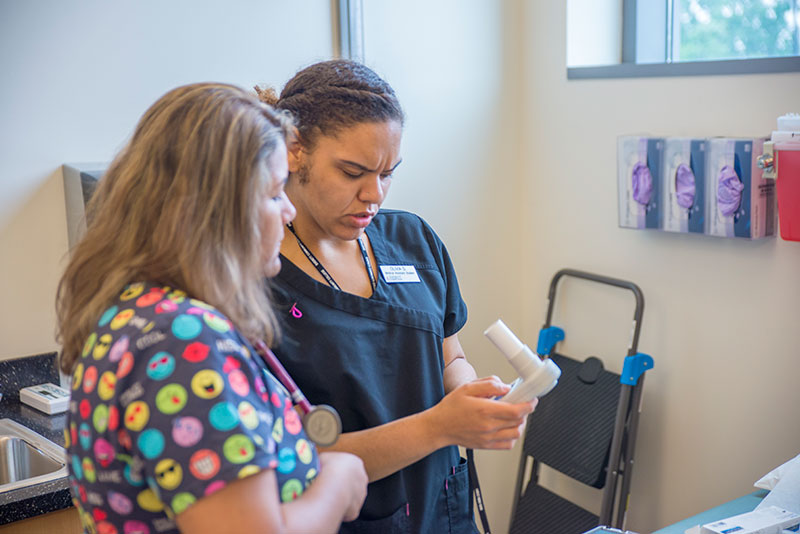 Medical Assistant Program | Everett Community College